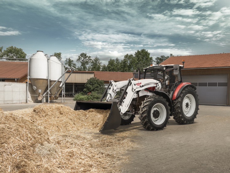 Ciągniki STEYR® Plus są teraz dostępne z dwoma opcjami przekładni